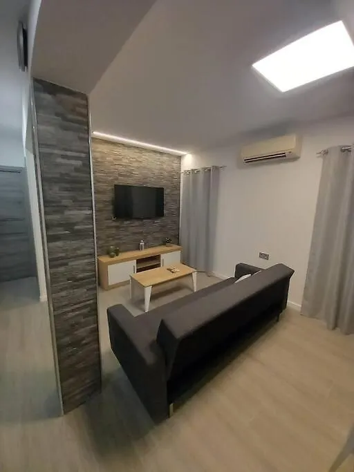 Apartment Nice Family Flat Close To The Centre-V-Estrell Malaga